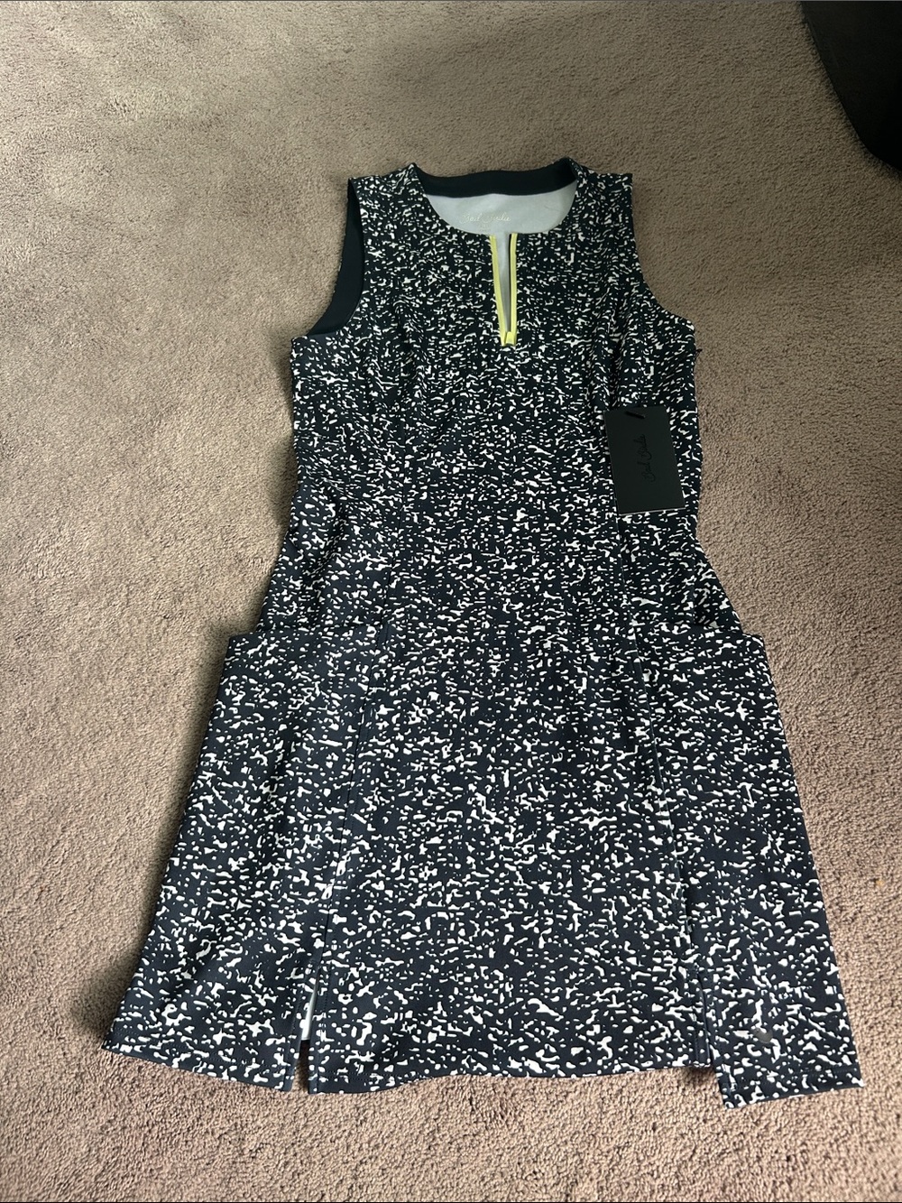 Bad Birdie Women’s Golf Black & White Speckle Dress NWT XS